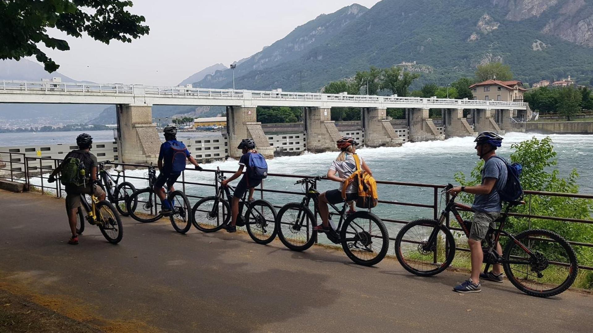 B&Bike Como Lake Castelmarte Exterior photo